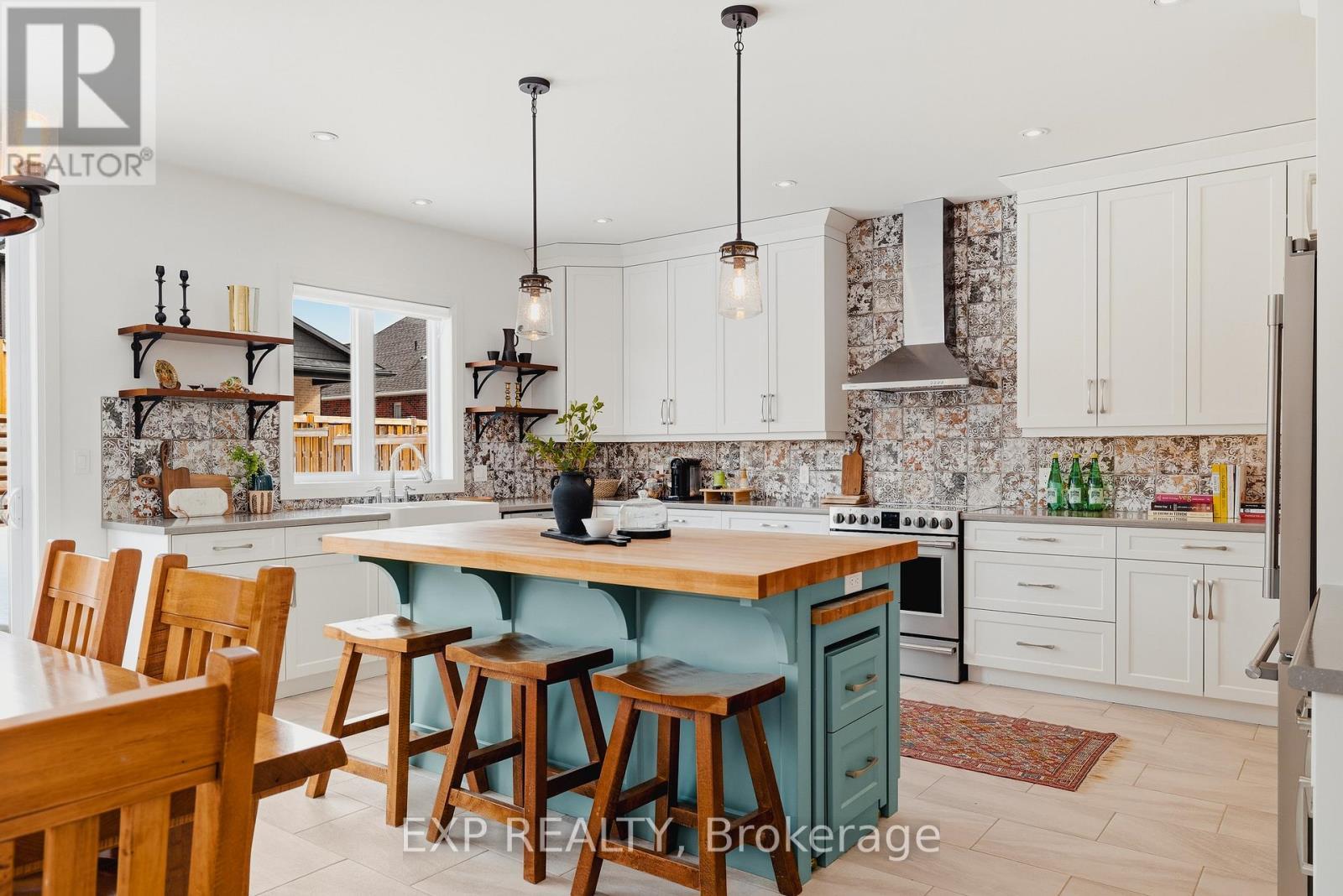 157 Ridgeview Drive, Mapleton, ON - Indoor
