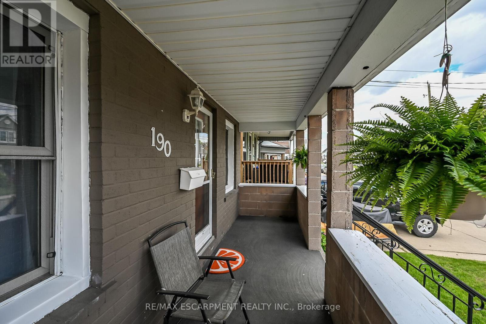 190 Campbell Avenue, Hamilton, ON - Outdoor With Exterior