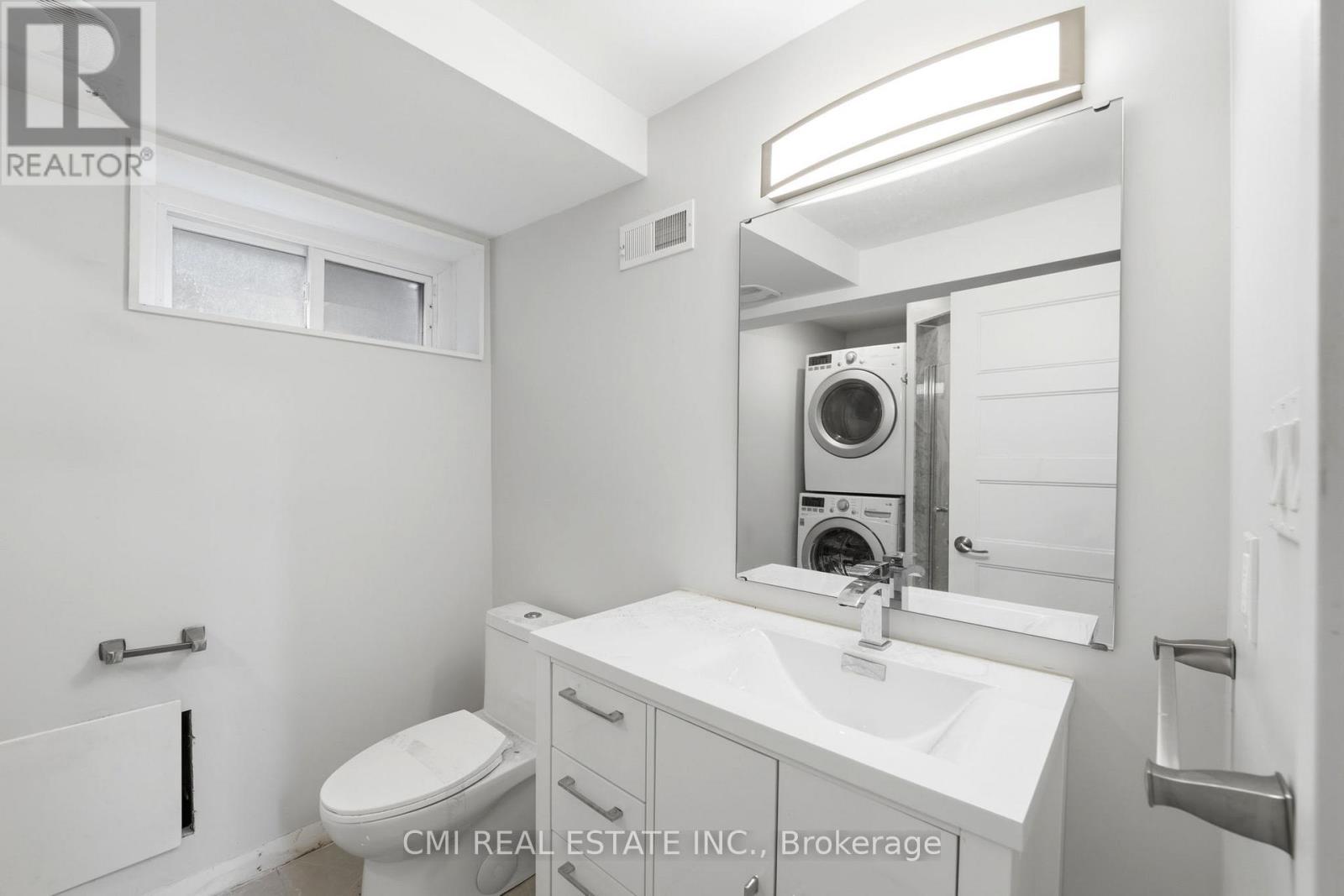 23 Logstone Crescent, Toronto, ON - Indoor