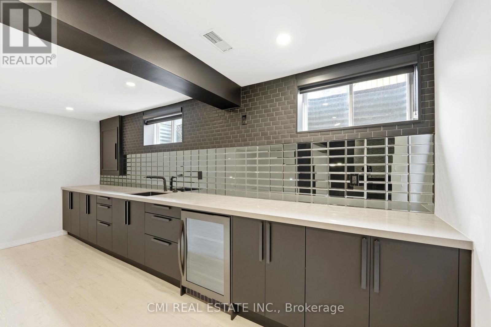 23 Logstone Crescent, Toronto, ON - Indoor