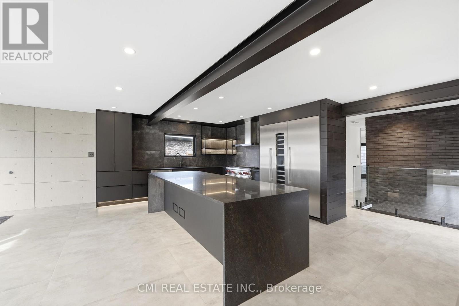 23 Logstone Crescent, Toronto, ON - Indoor Photo Showing Kitchen