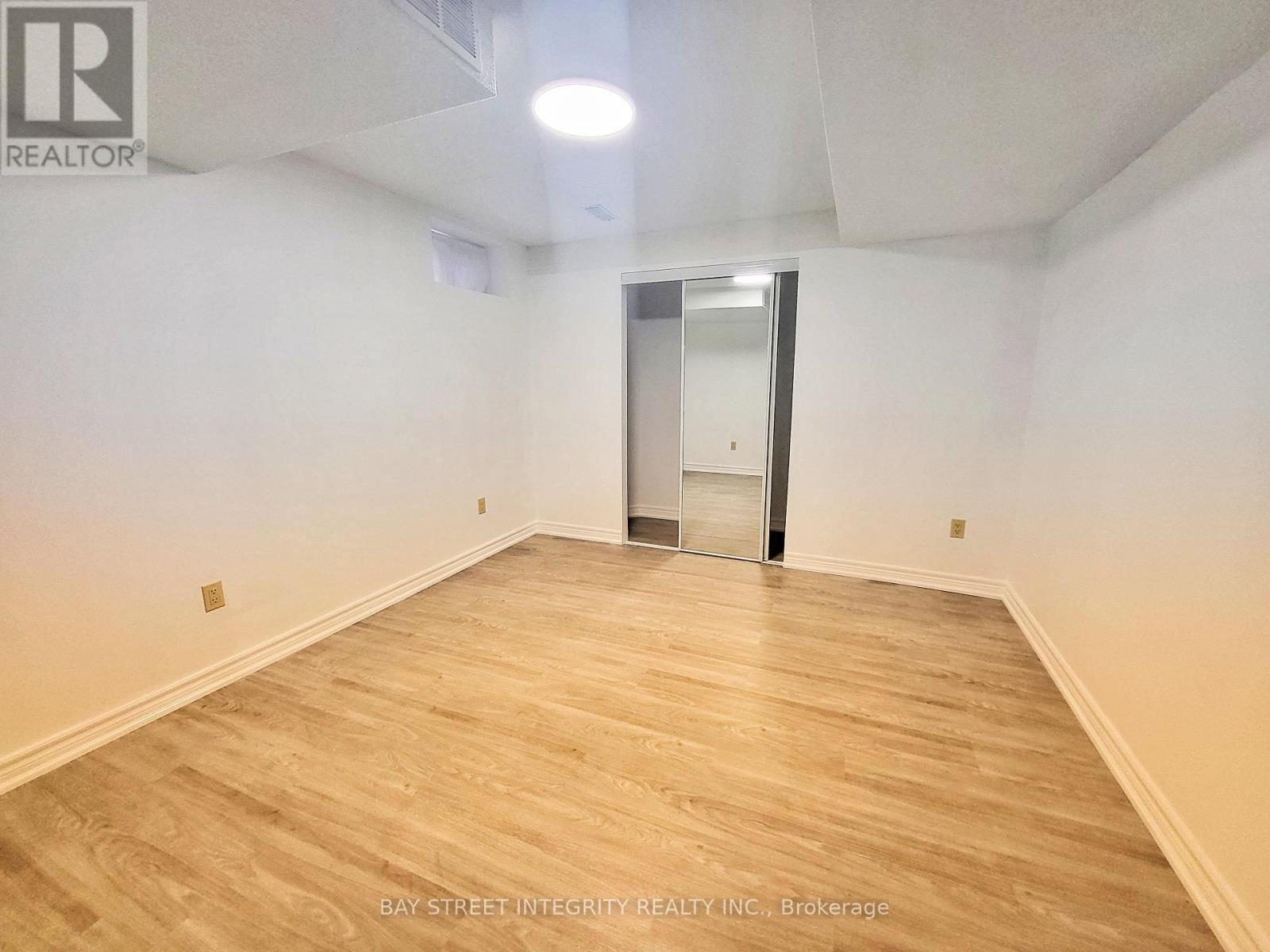 Lower 37 Sandham Crescent, Markham, ON - Indoor Photo Showing Other Room