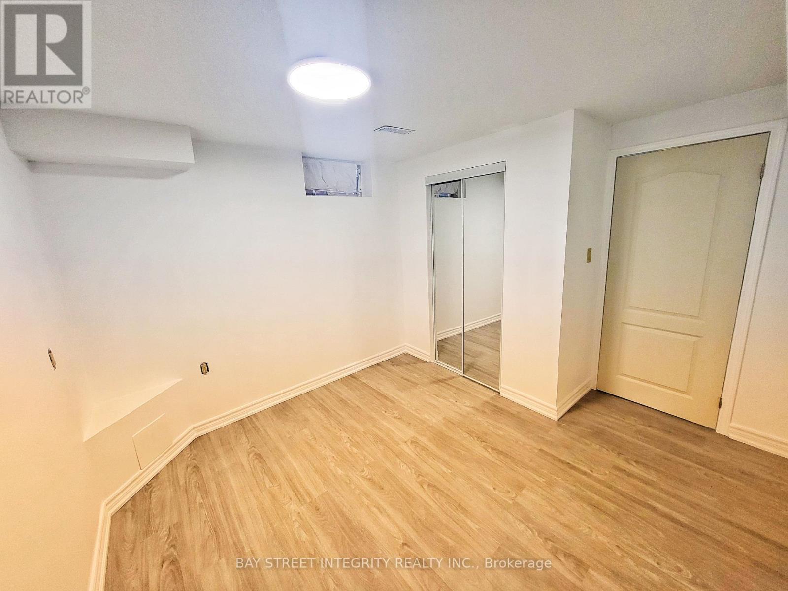 Lower 37 Sandham Crescent, Markham, ON - Indoor Photo Showing Other Room