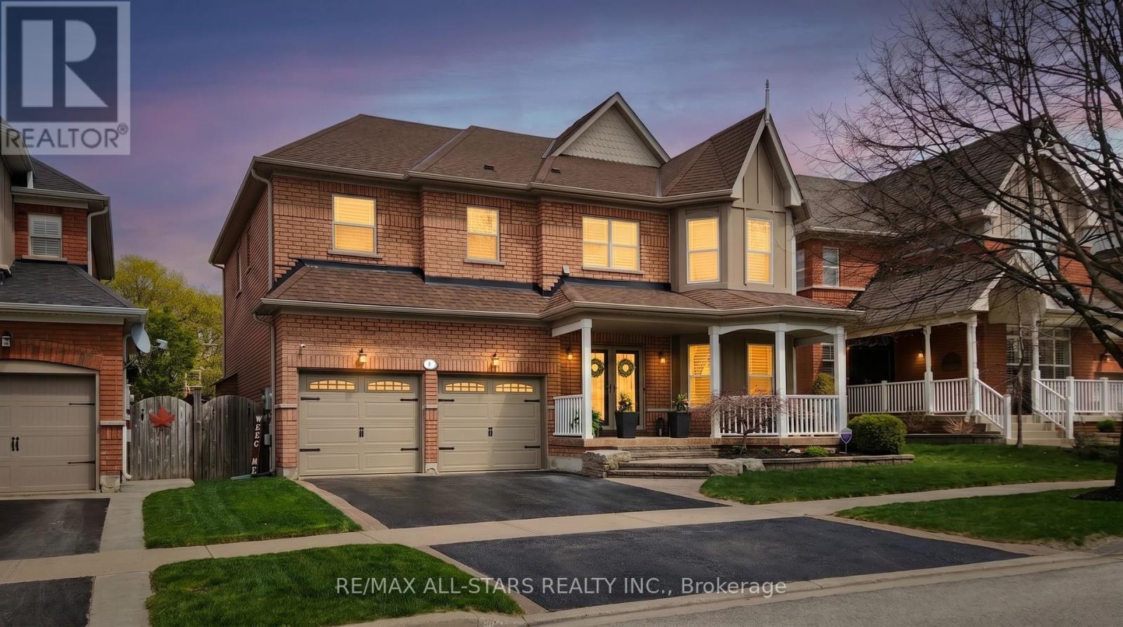 9 Confederation Drive, Uxbridge, ON - Outdoor With Deck Patio Veranda With Facade