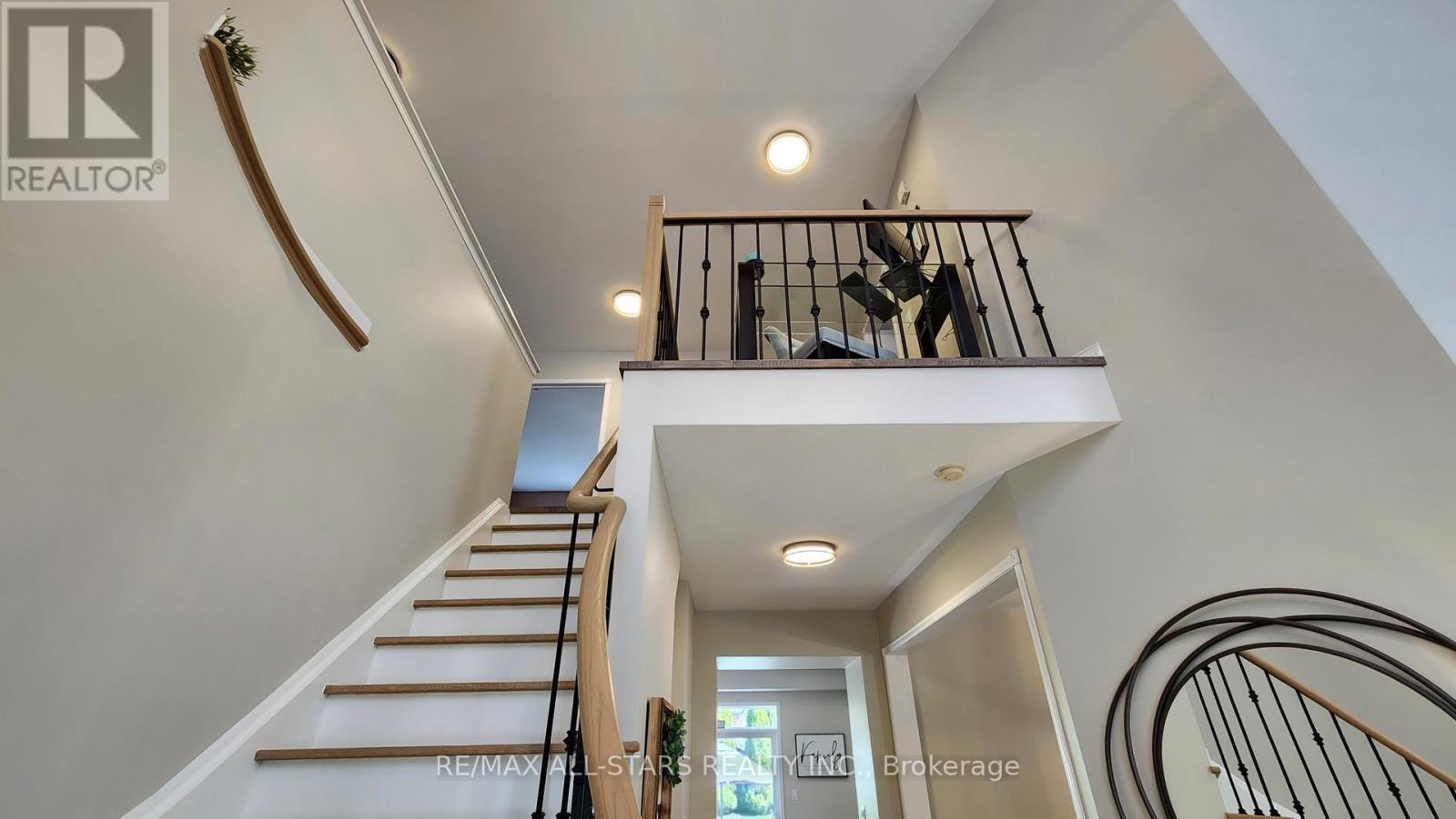9 Confederation Drive, Uxbridge, ON - Indoor Photo Showing Other Room