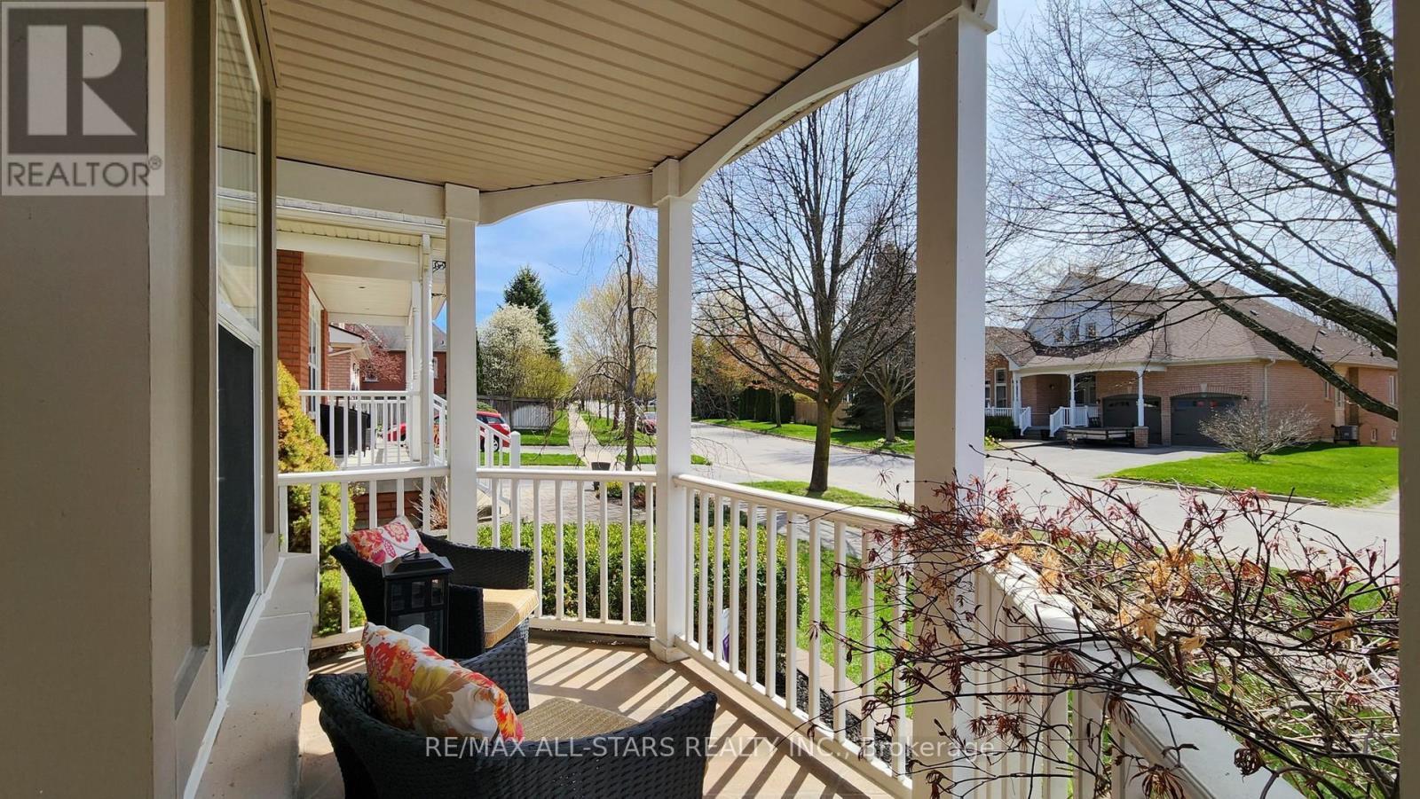 9 Confederation Drive, Uxbridge, ON - Outdoor With Deck Patio Veranda