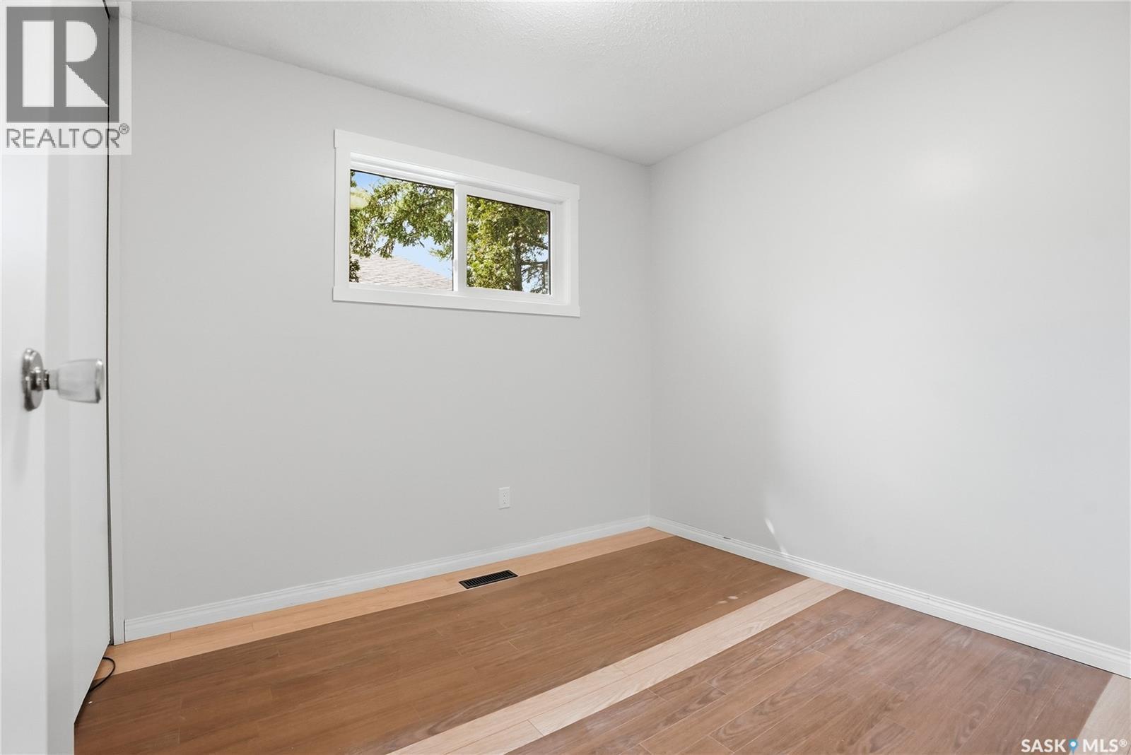 53 Rita Crescent, Saskatoon, SK - Indoor Photo Showing Other Room