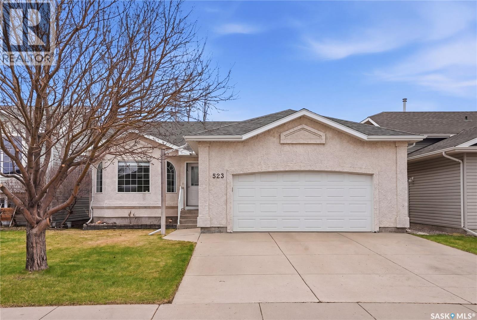 523 Pobran Crescent, Saskatoon, SK - Outdoor With Facade