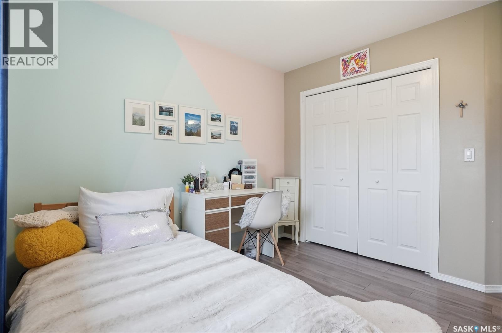 523 Pobran Crescent, Saskatoon, SK - Indoor Photo Showing Bedroom