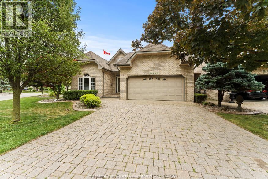 235 Southwind, Tecumseh, ON - Outdoor