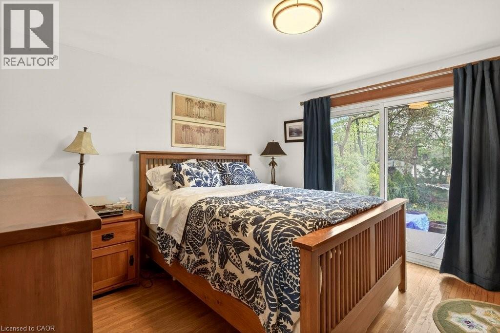 161 Manning Avenue, Hamilton, ON - Indoor Photo Showing Bedroom