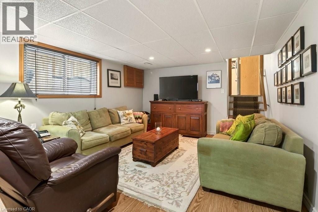 161 Manning Avenue, Hamilton, ON - Indoor