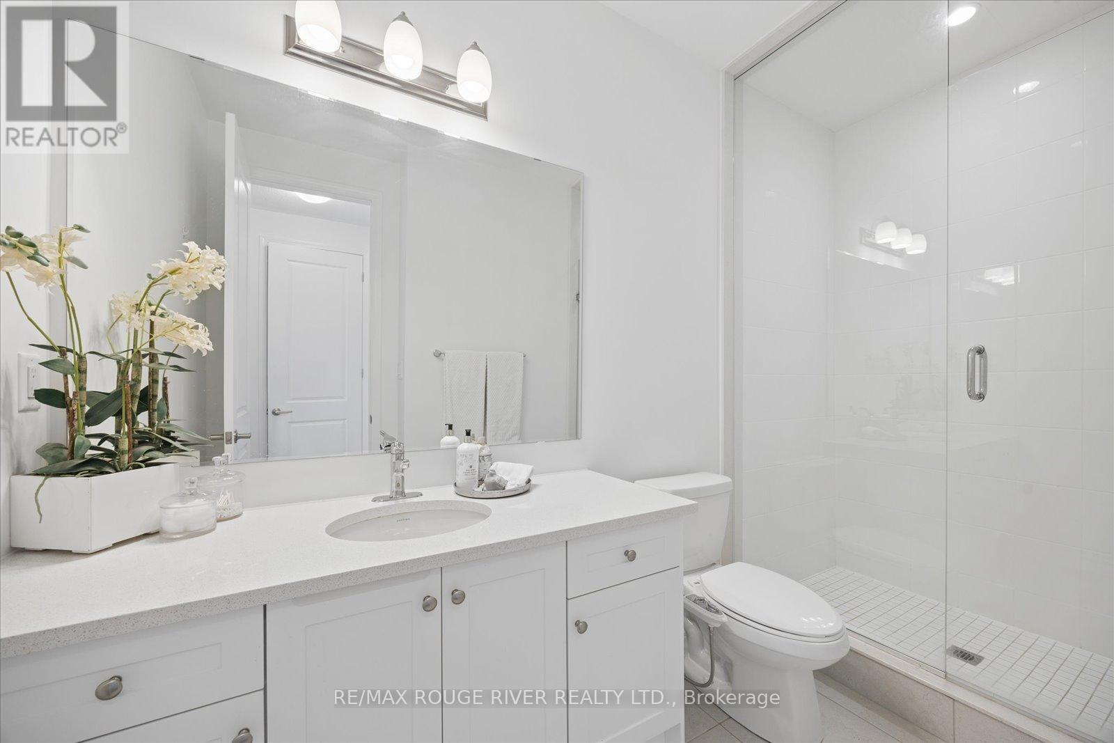 3058 Sideline 16, Pickering, ON - Indoor Photo Showing Bathroom