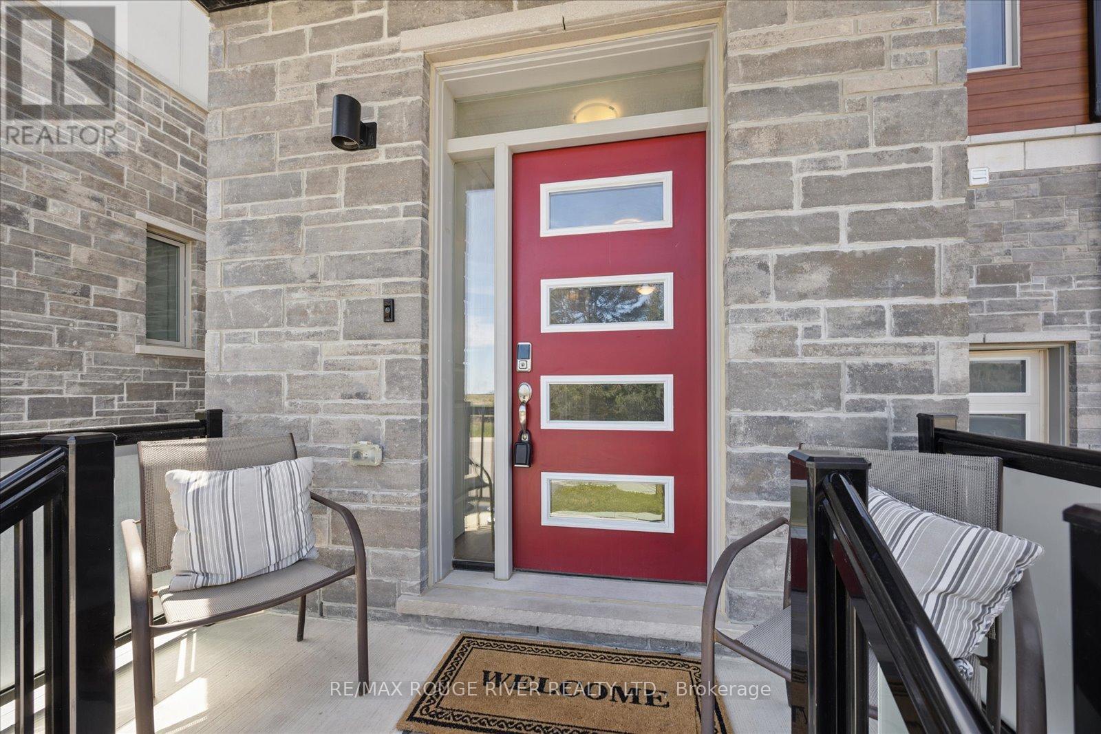 3058 Sideline 16, Pickering, ON - With Exterior