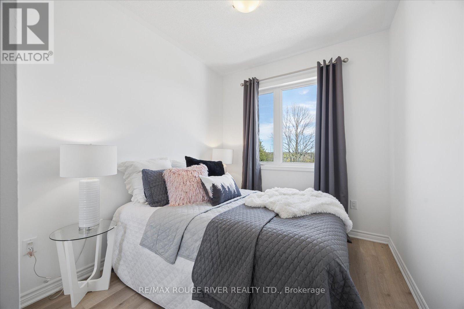3058 Sideline 16, Pickering, ON - Indoor Photo Showing Bedroom