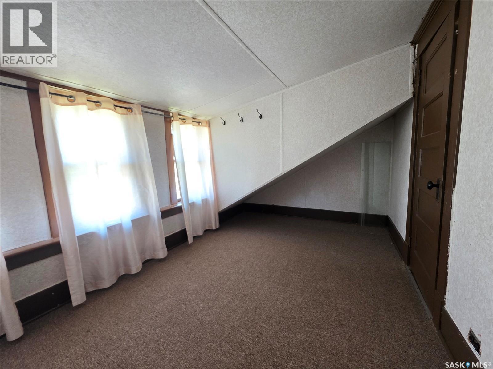 111 Warwick Street, Neville, SK - Indoor
