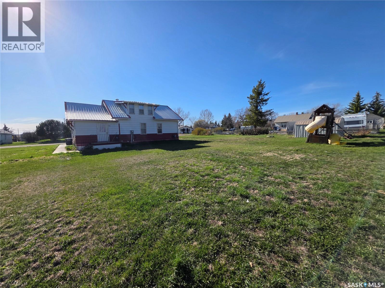 111 Warwick Street, Neville, SK - Outdoor
