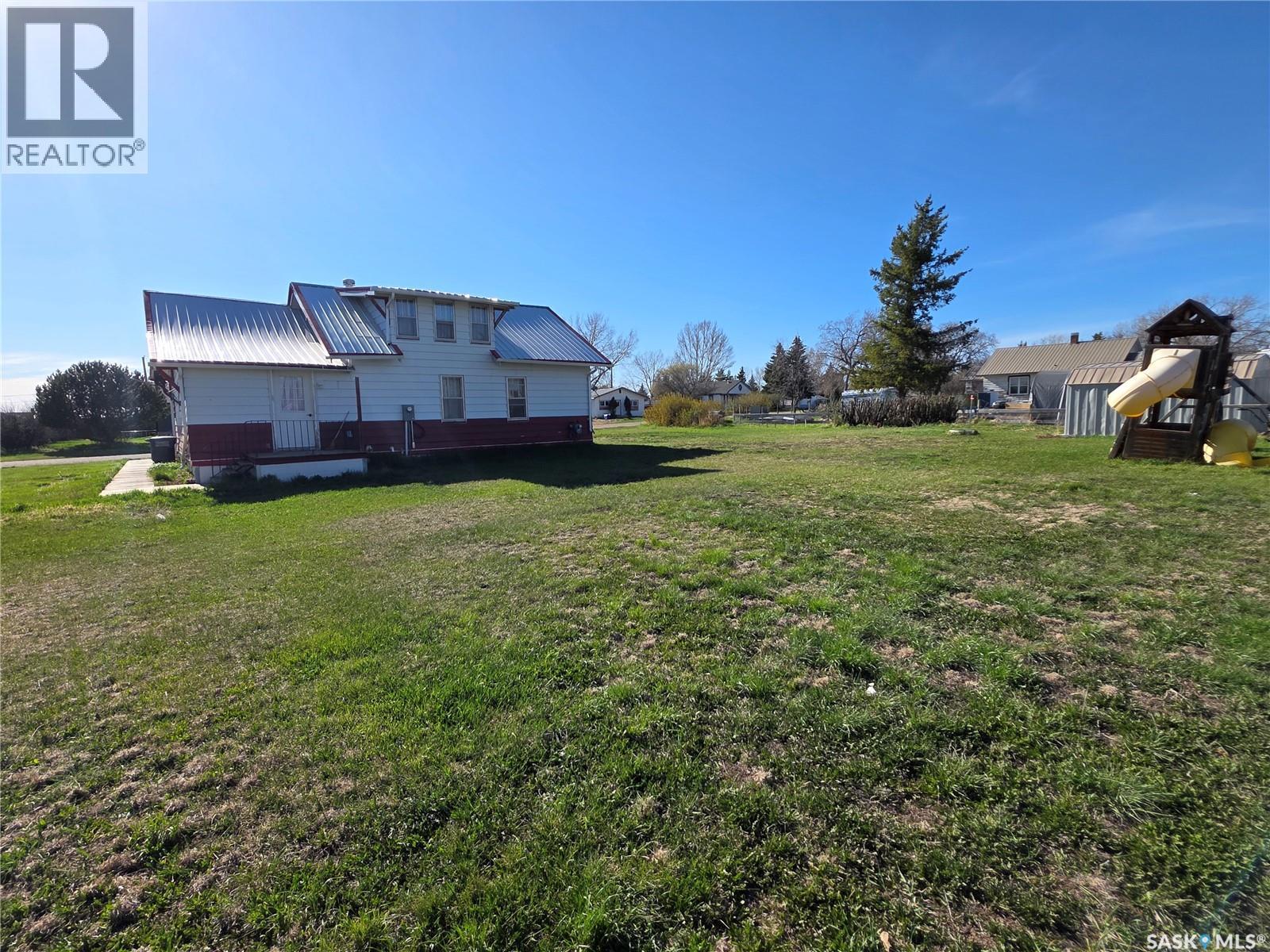 111 Warwick Street, Neville, SK - Outdoor