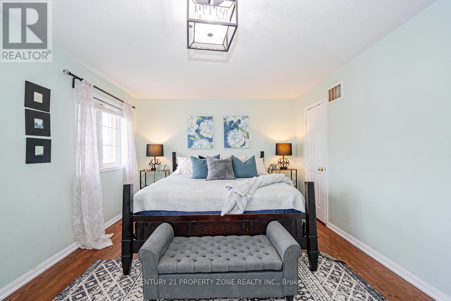 804 Ormond Drive, Oshawa, ON - Indoor Photo Showing Bedroom