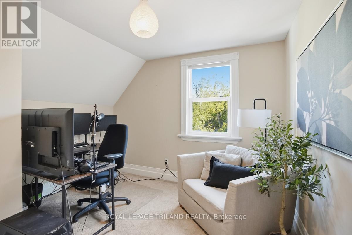 574 Princess Avenue, London East (East F), ON - Indoor Photo Showing Office