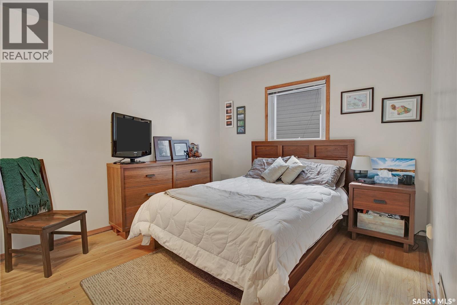 635 4Th Street E, Saskatoon, SK - Indoor Photo Showing Bedroom
