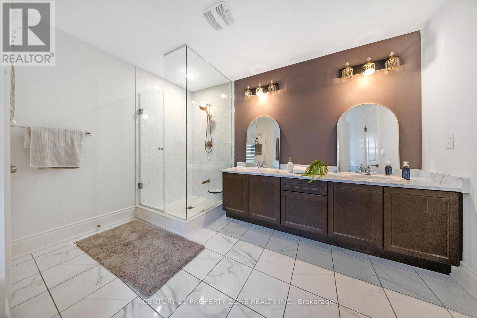 104 Clockwork Drive, Brampton, ON - Indoor Photo Showing Bathroom
