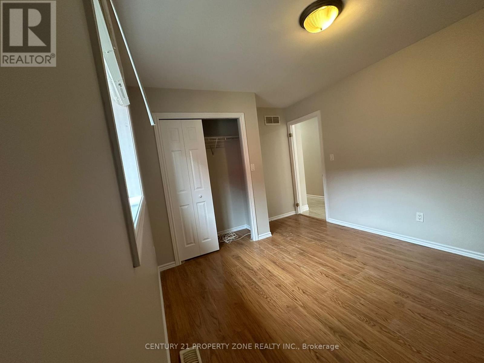 975 Albert Road, Windsor, ON - Indoor Photo Showing Other Room