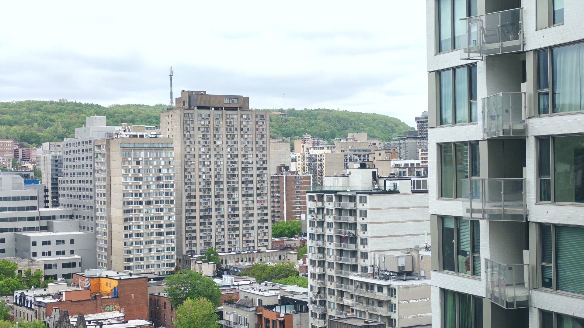 Exterior - 1611-2020 Boul. René-Lévesque O., Montréal (Ville-Marie), QC - Outdoor With Balcony