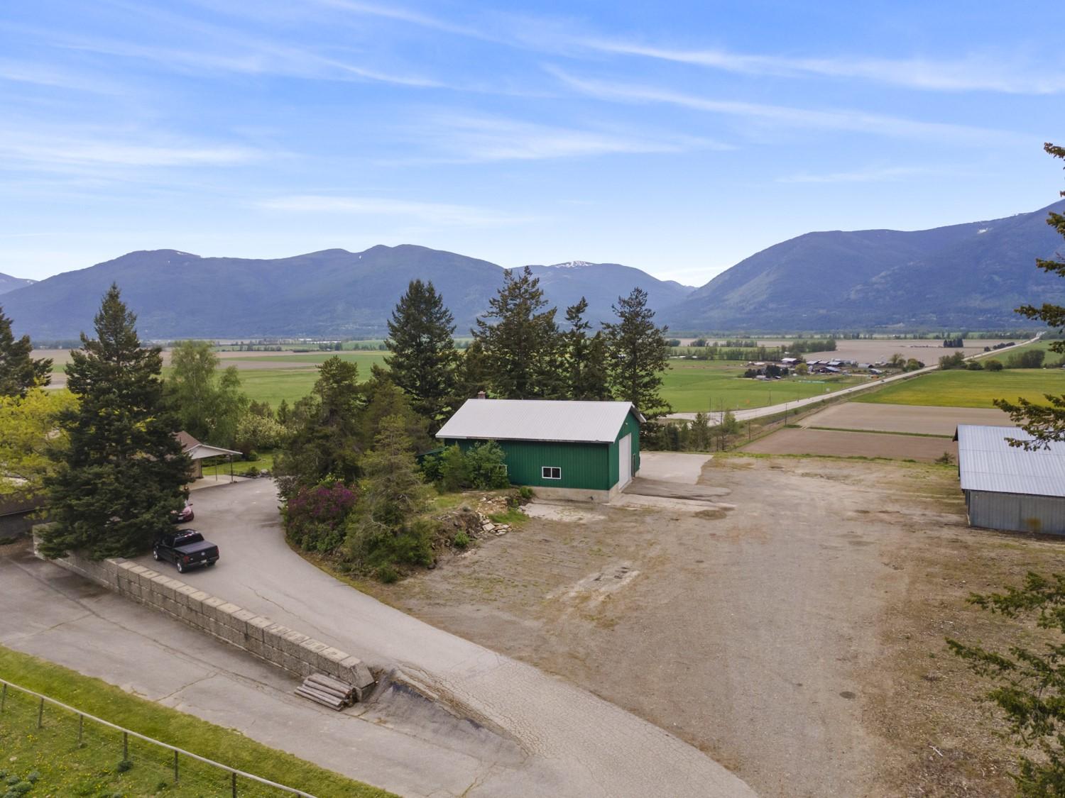 425 Ash Road, Creston, BC - Outdoor With View