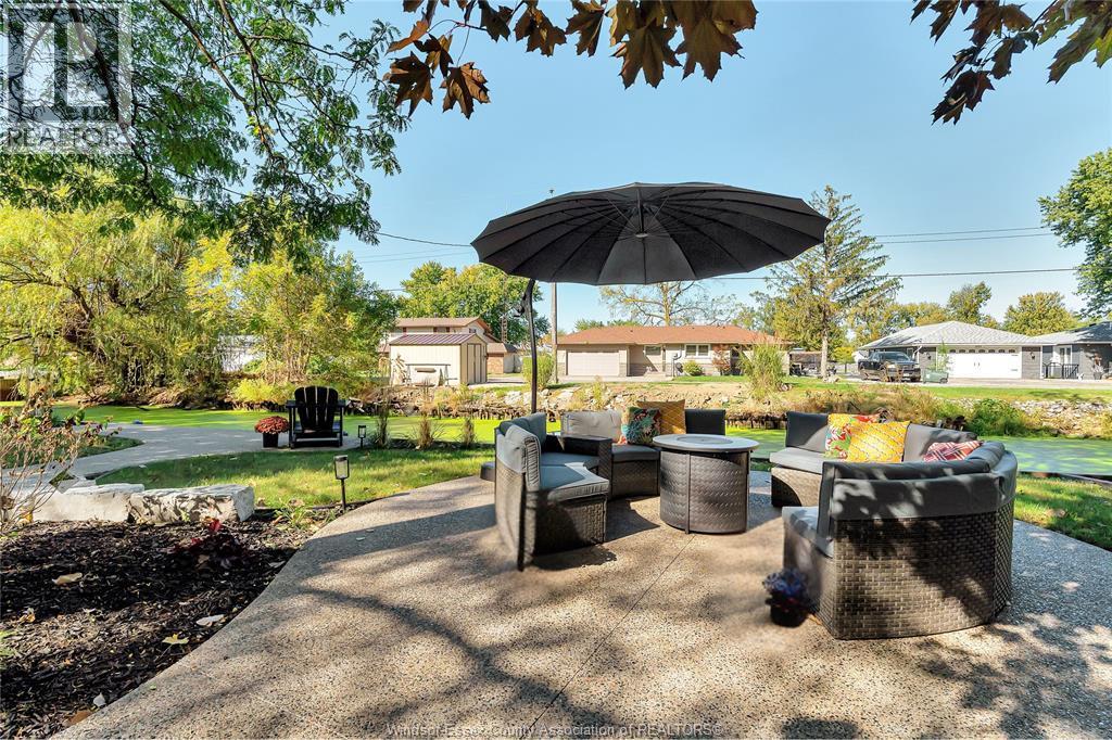 255 Edward Road, Lakeshore, ON - Outdoor