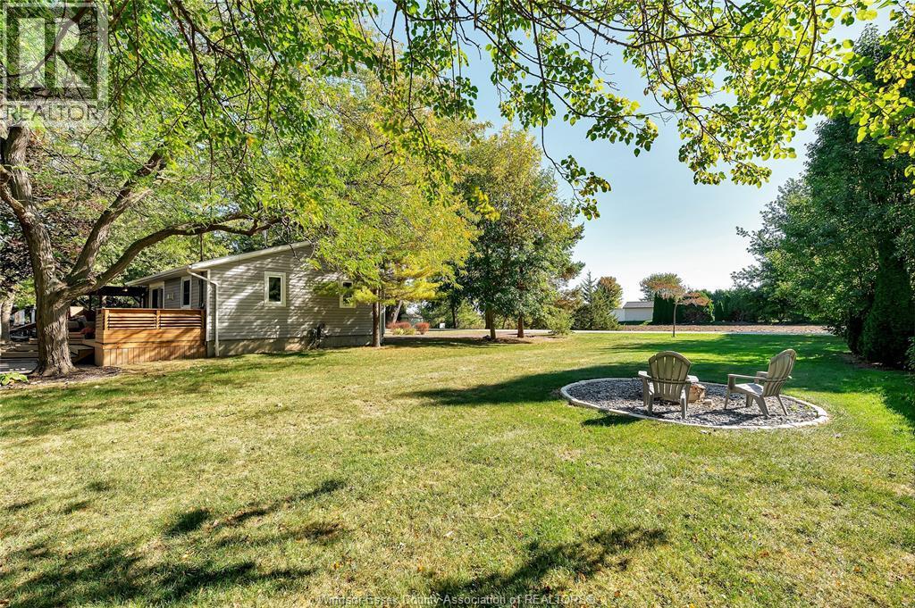 255 Edward Road, Lakeshore, ON - Outdoor