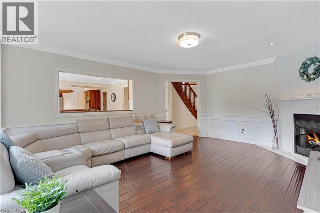 667 Burnett Avenue, Cambridge, ON - Indoor Photo Showing Living Room With Fireplace