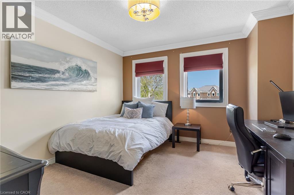 667 Burnett Avenue, Cambridge, ON - Indoor Photo Showing Bedroom
