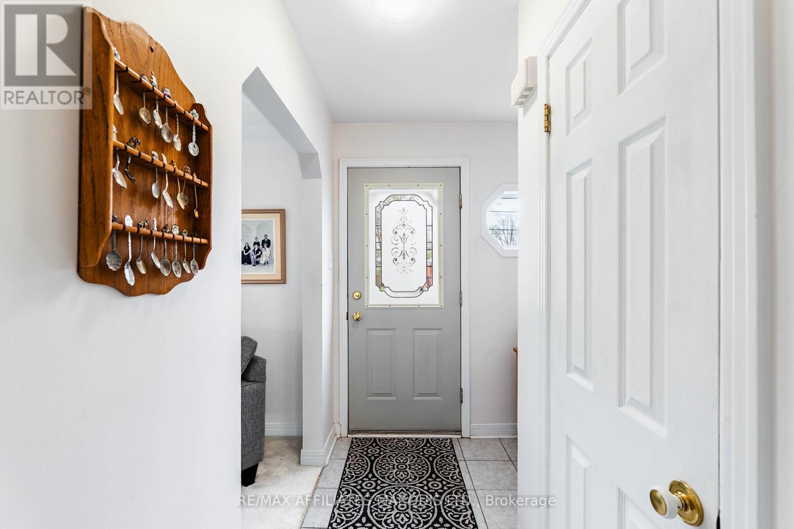 1009 Leonard Avenue, Cornwall, ON - Indoor Photo Showing Other Room