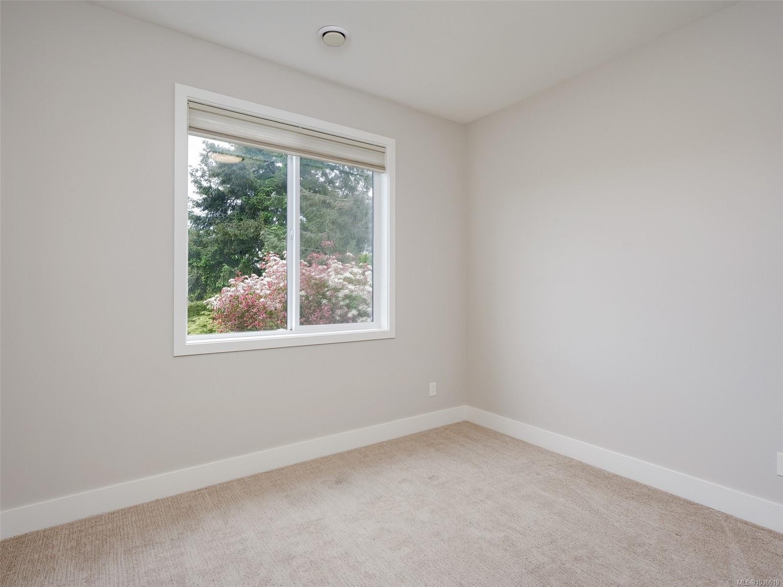 4-10490 Resthaven Dr, Sidney, BC