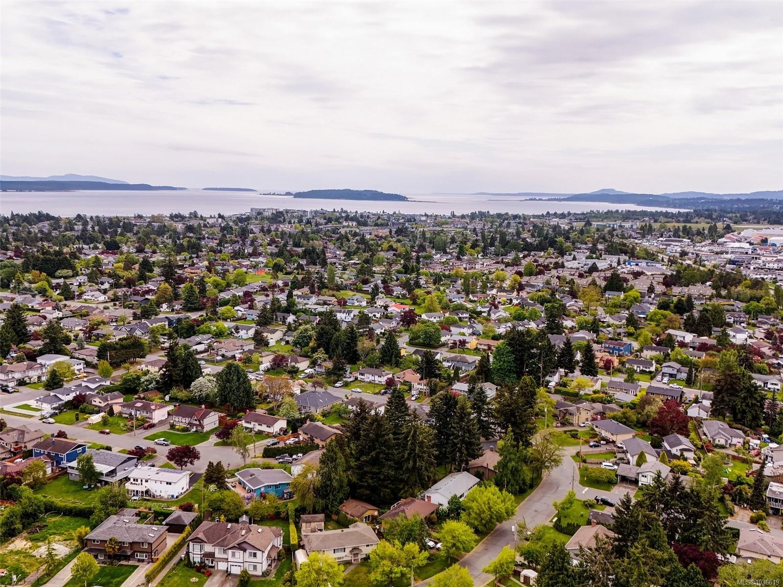 4-10490 Resthaven Dr, Sidney, BC