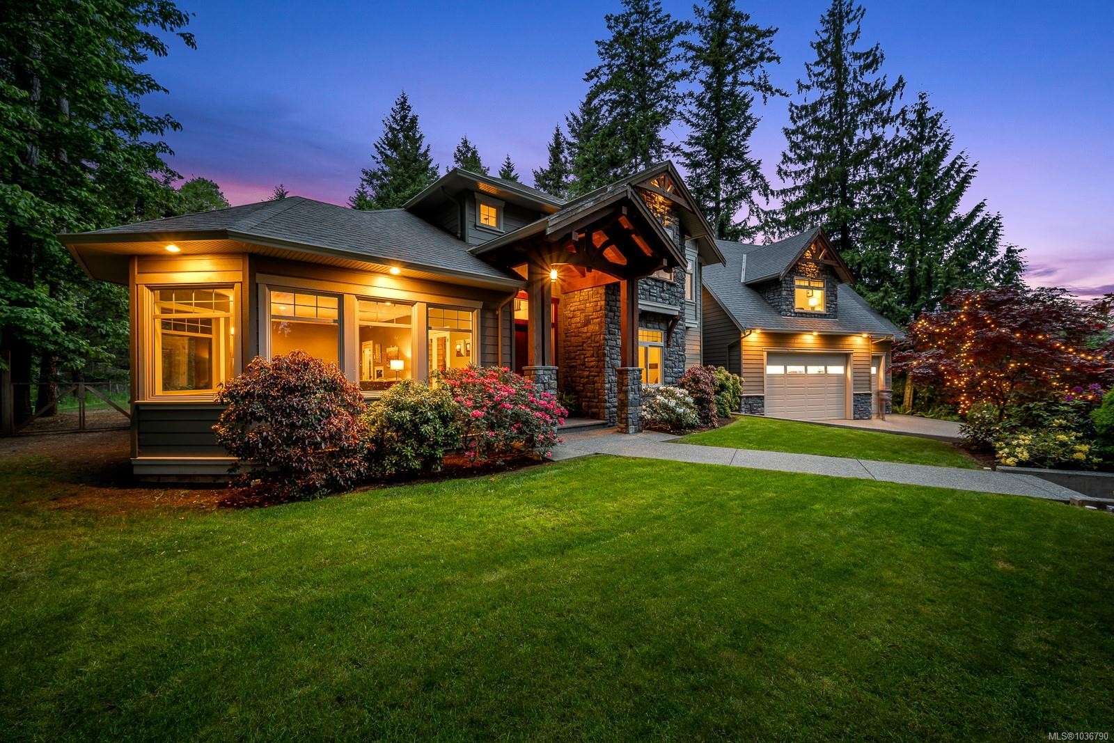 1331 Hudson Rd, Comox, BC
