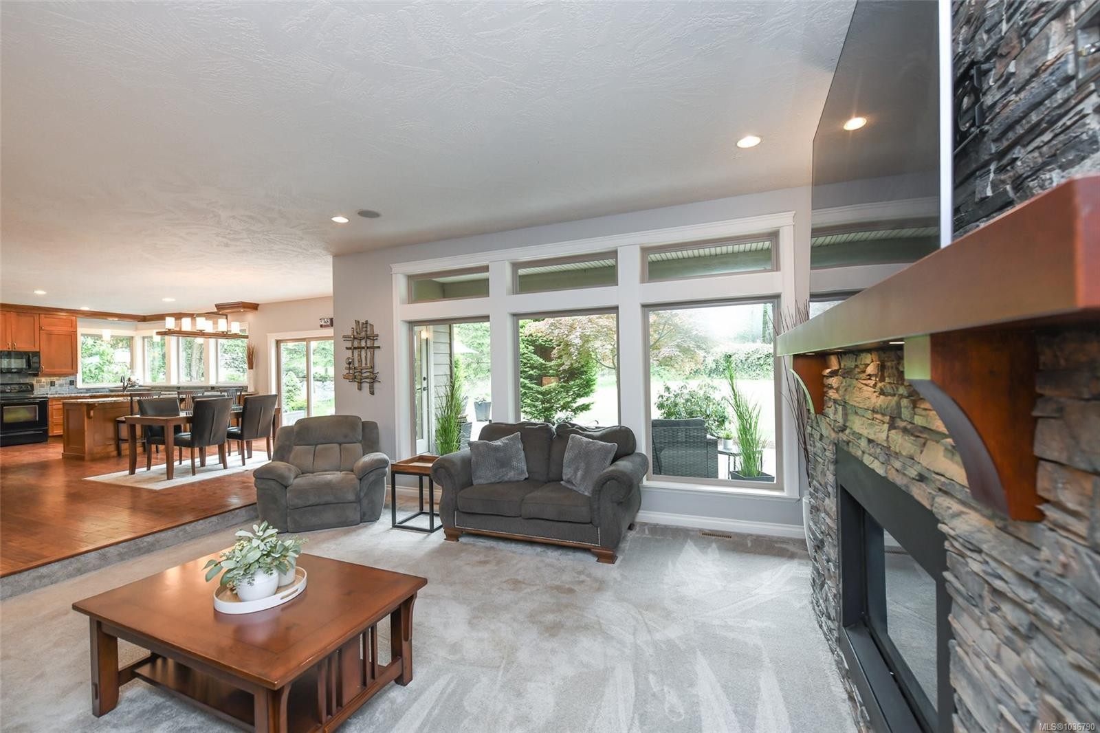 1331 Hudson Rd, Comox, BC