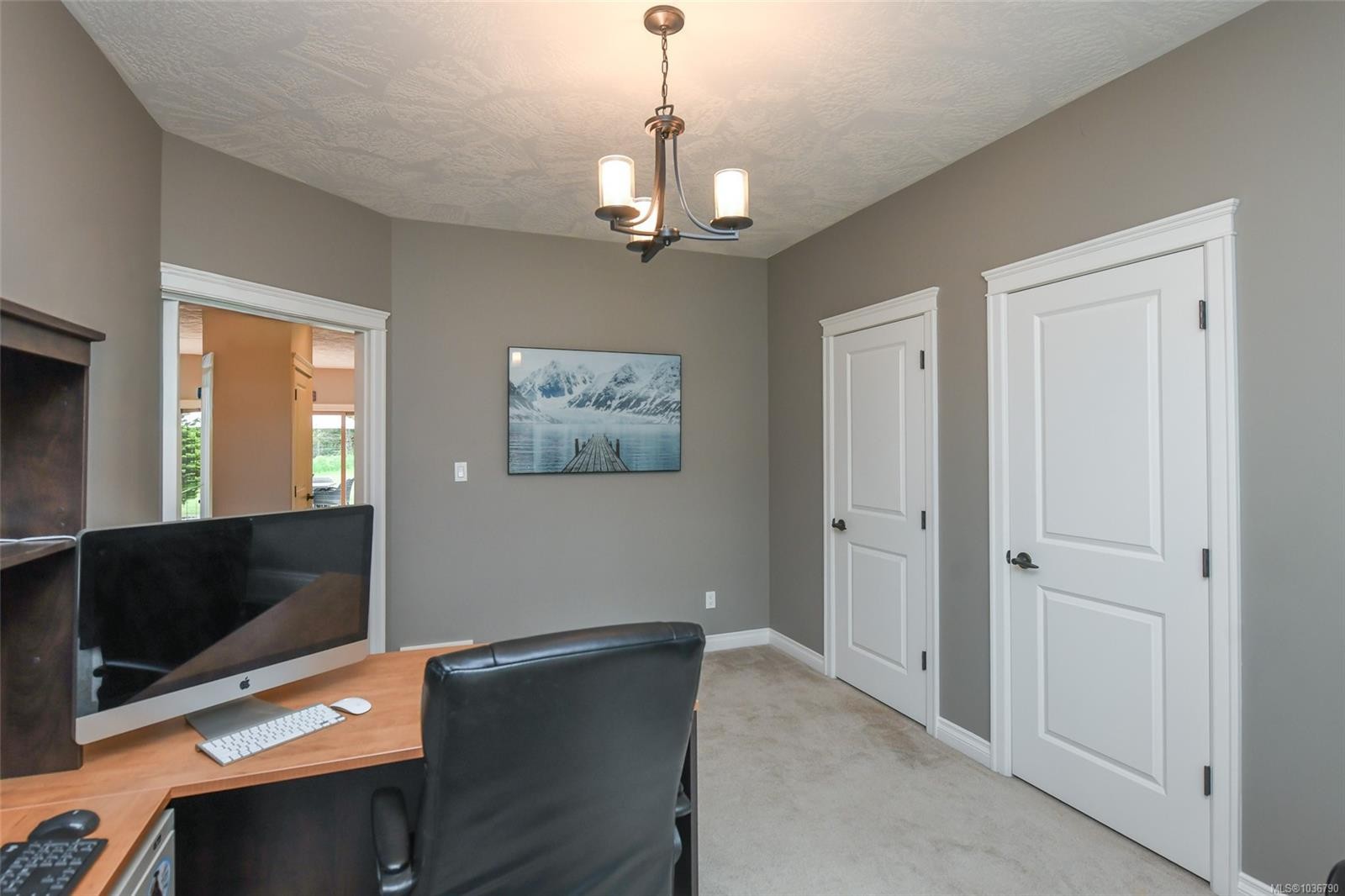1331 Hudson Rd, Comox, BC