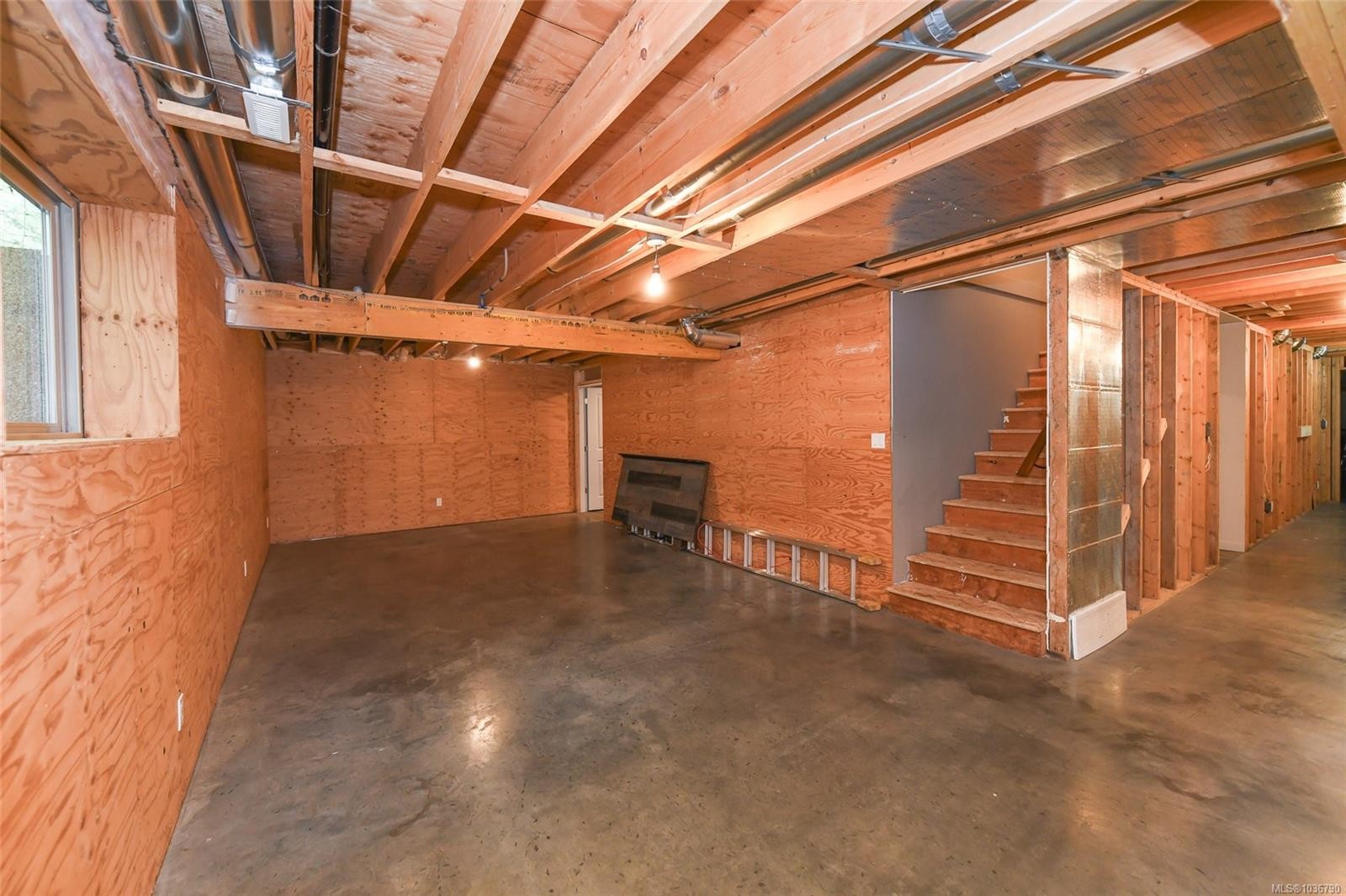 1331 Hudson Rd, Comox, BC