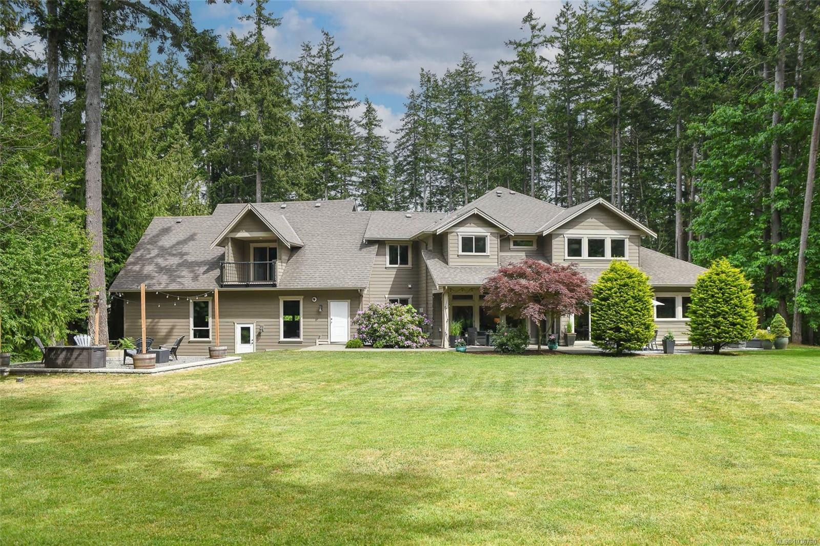 1331 Hudson Rd, Comox, BC