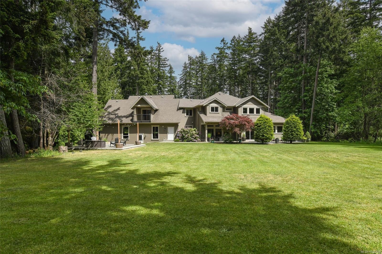 1331 Hudson Rd, Comox, BC