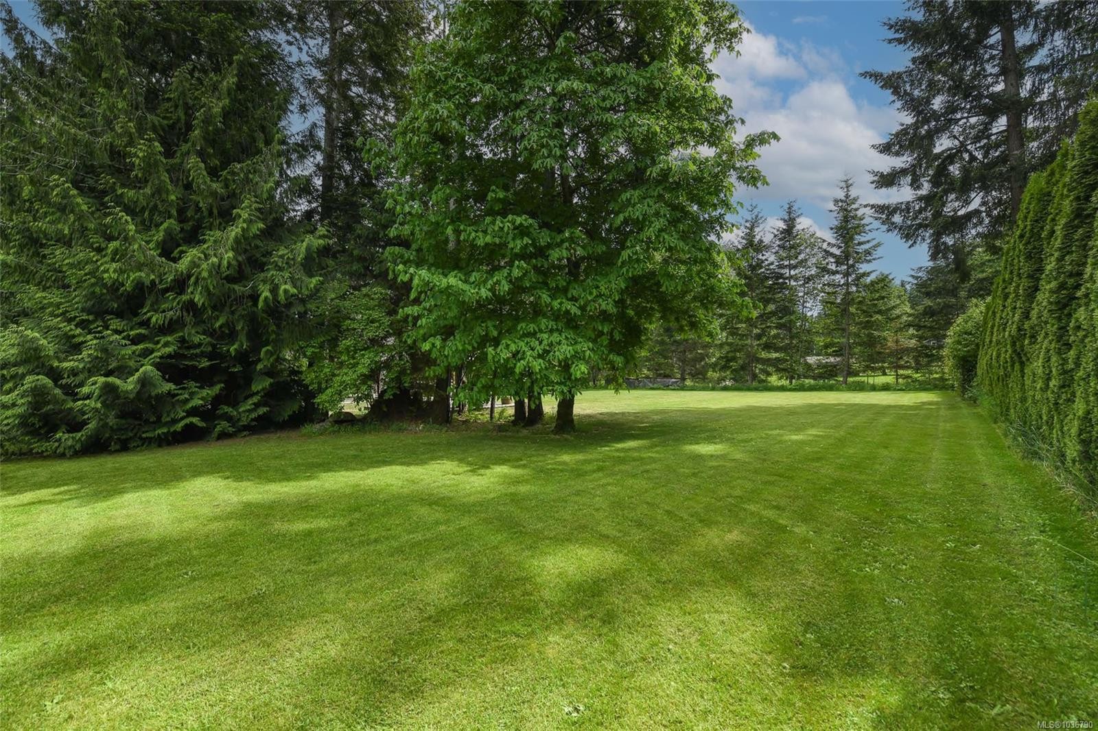 1331 Hudson Rd, Comox, BC