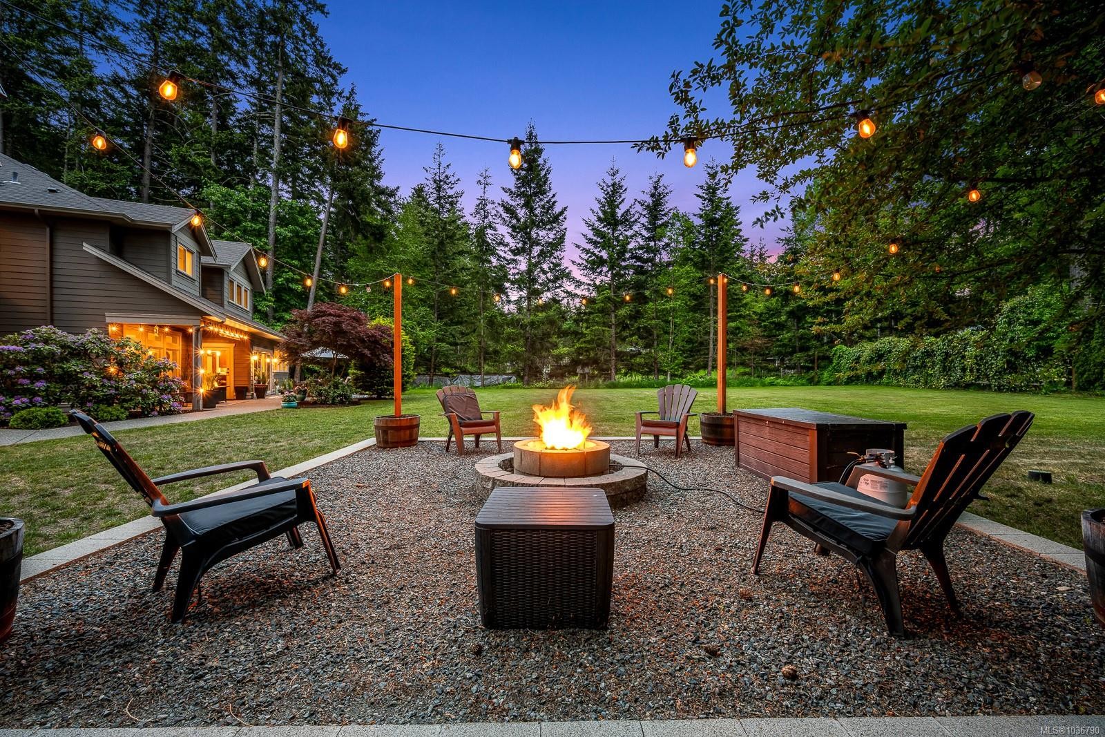 1331 Hudson Rd, Comox, BC