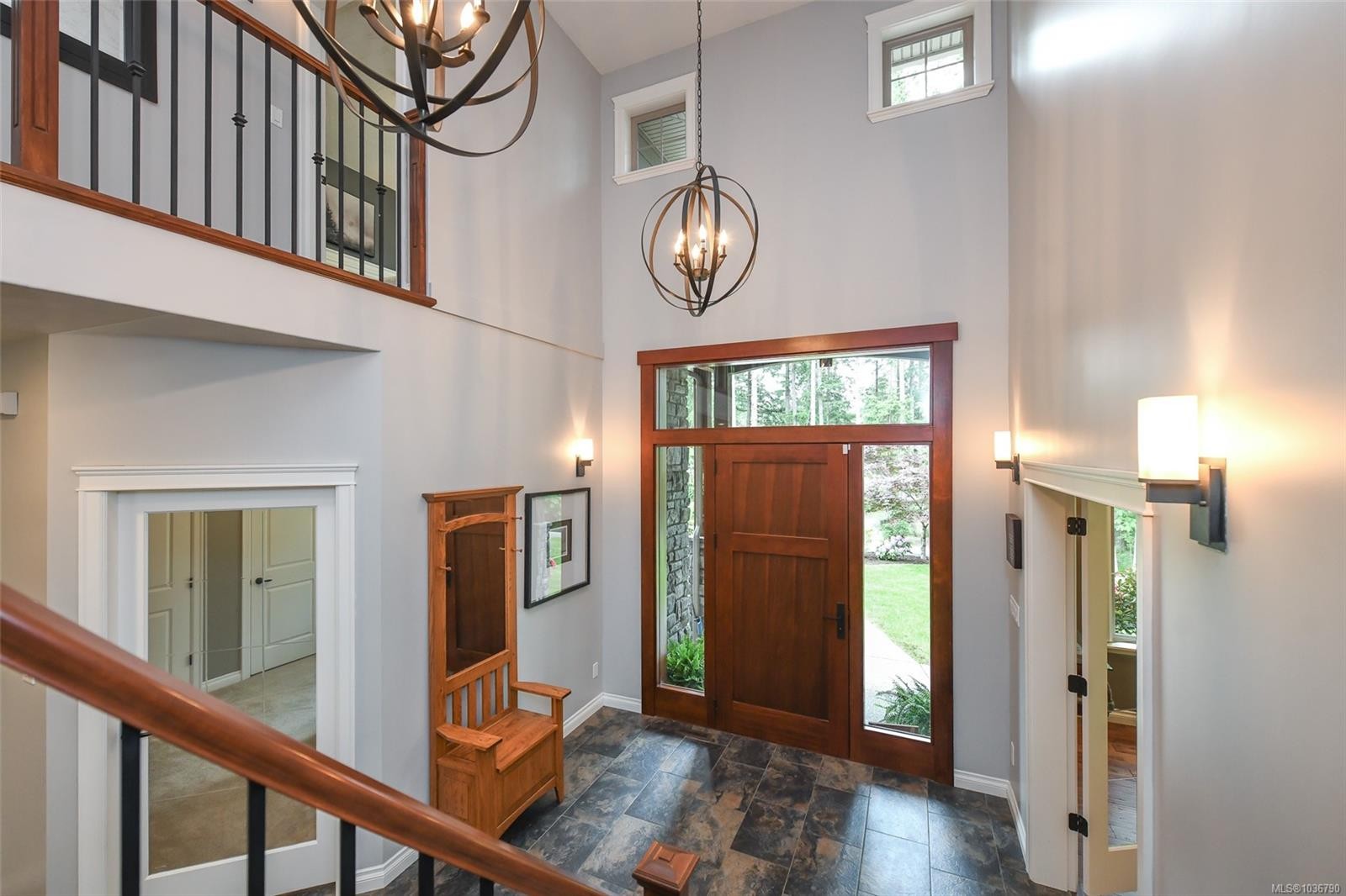 1331 Hudson Rd, Comox, BC