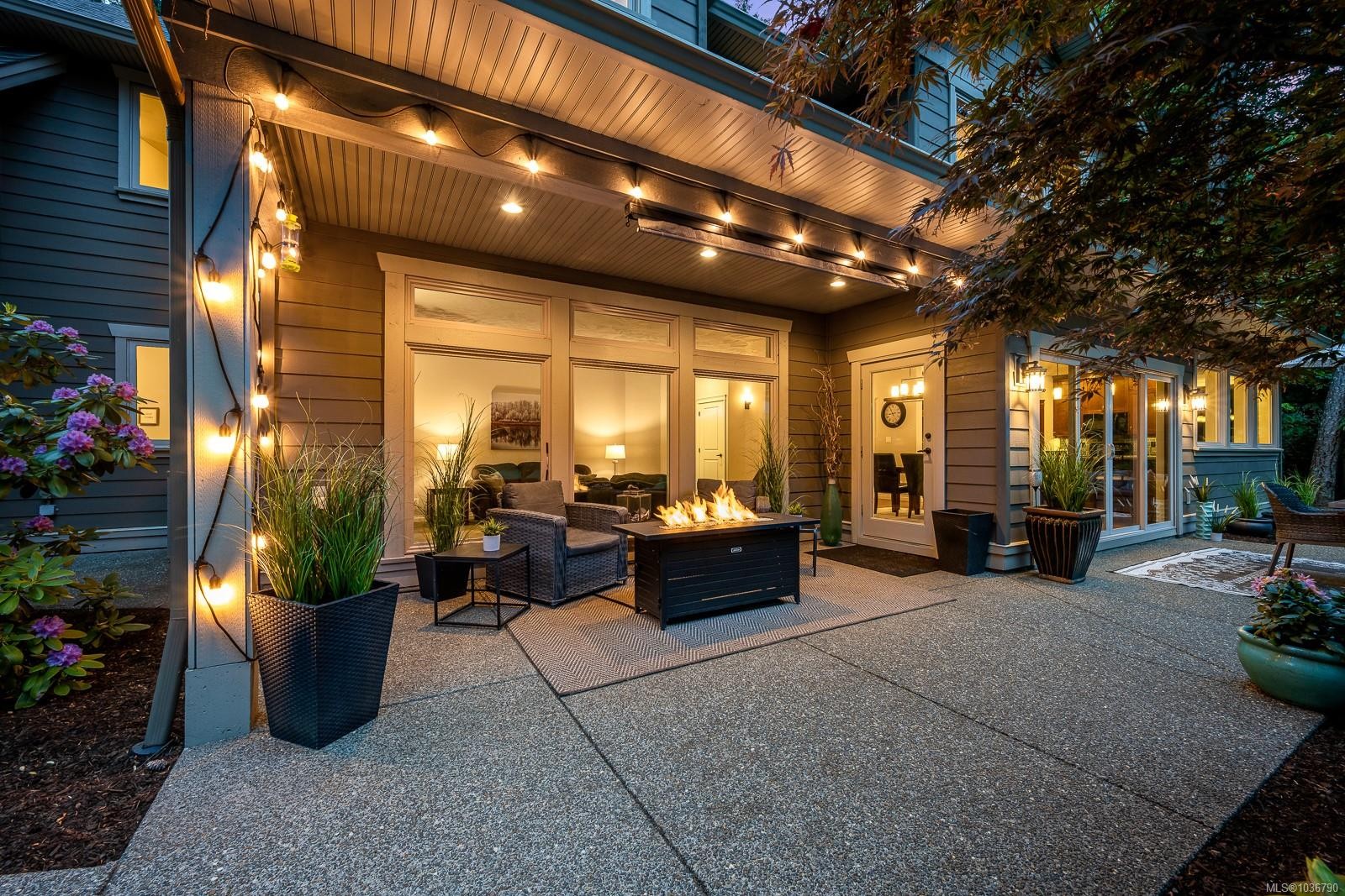 1331 Hudson Rd, Comox, BC