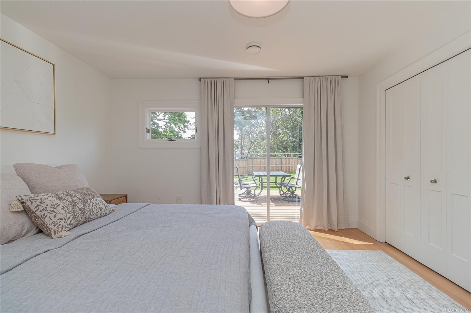 4906 Cordova Bay Rd, Saanich, BC