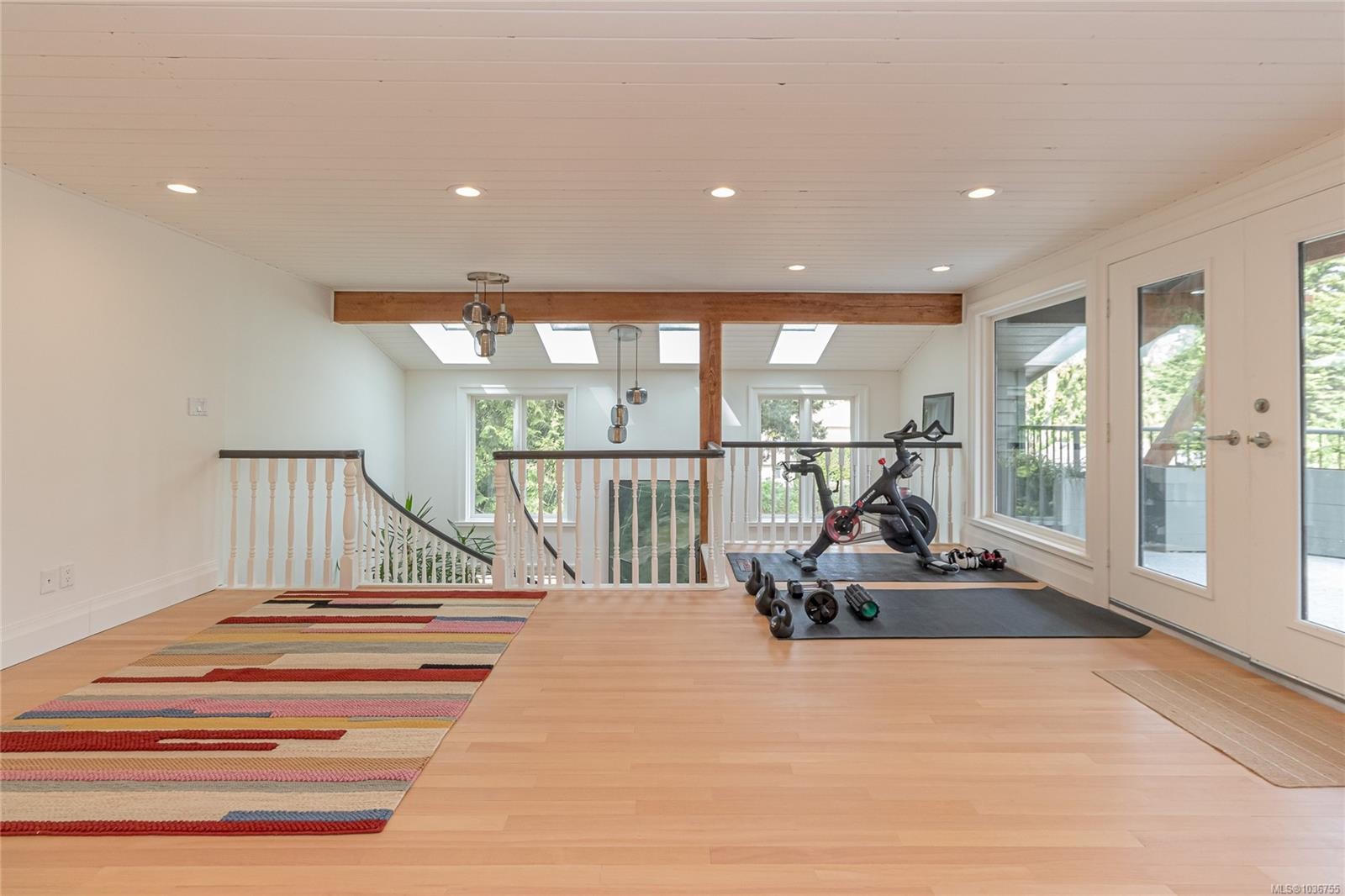 4906 Cordova Bay Rd, Saanich, BC