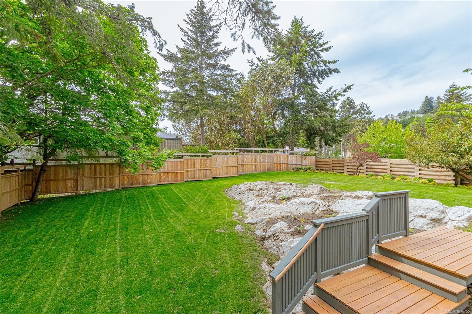 4906 Cordova Bay Rd, Saanich, BC