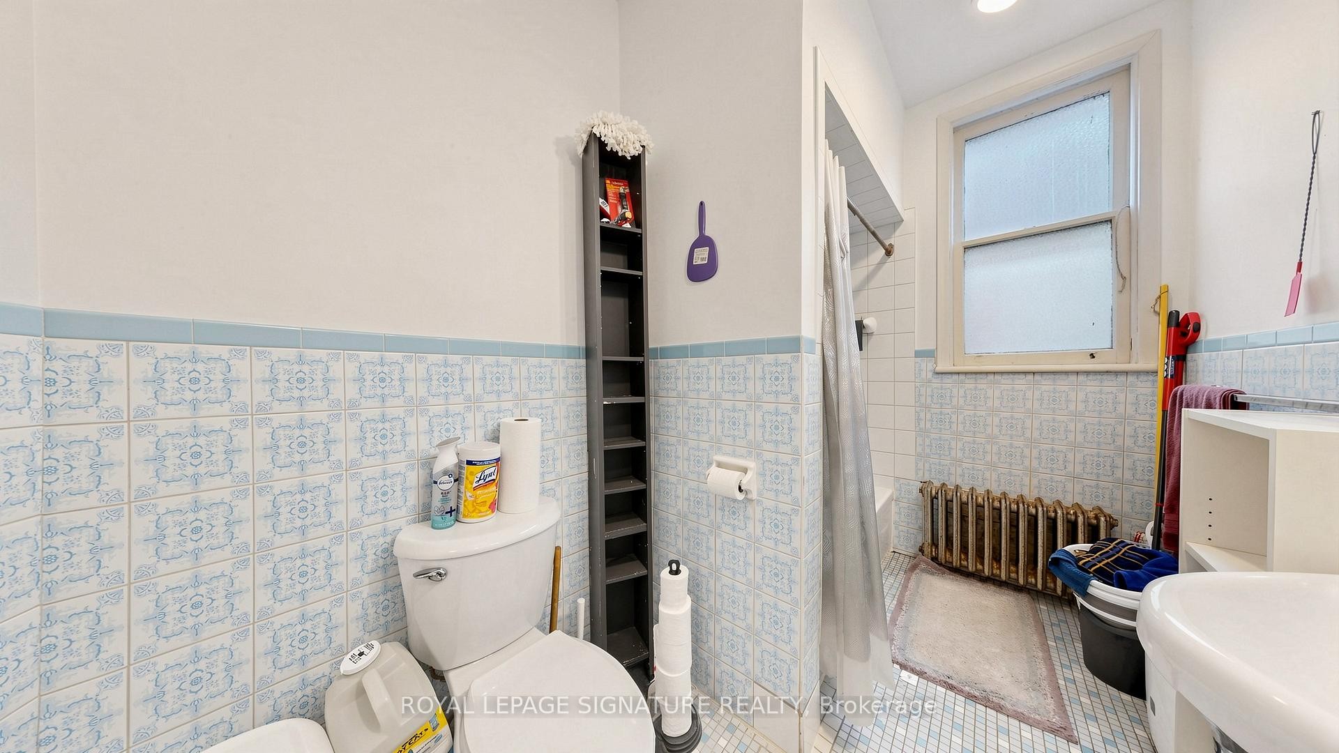 132 Marion Street, Toronto, ON - Indoor Photo Showing Other Room